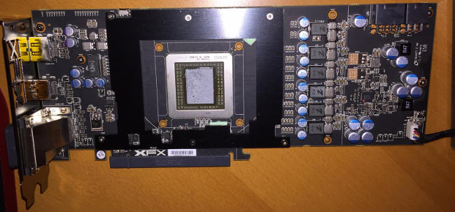 PCB de la R9 390X de XFX
