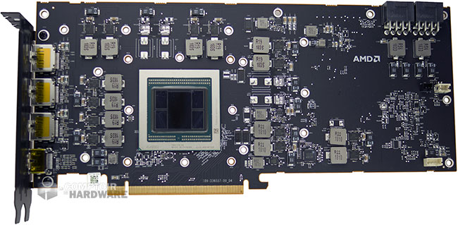 AMD Radeon VII PCB [cliquer pour agrandir]