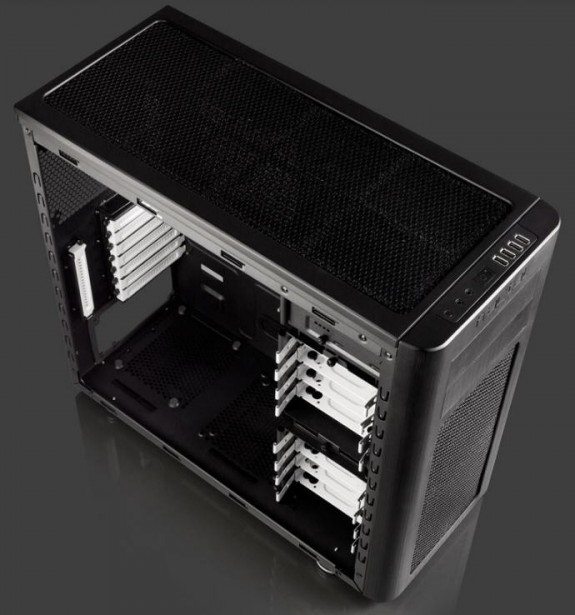 Fractal Design vue trois quart desssus