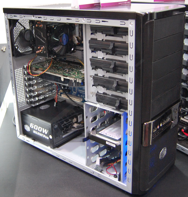 /stories/archives/cebit_09/cm_gladiator600.jpg