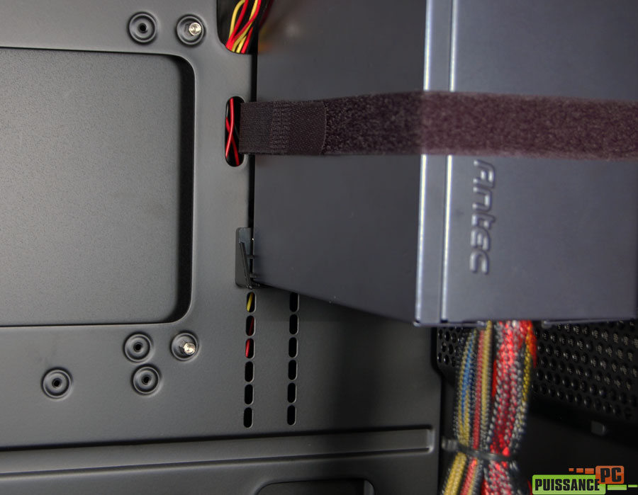 Silverstone Raven 2 montage alimentation suite