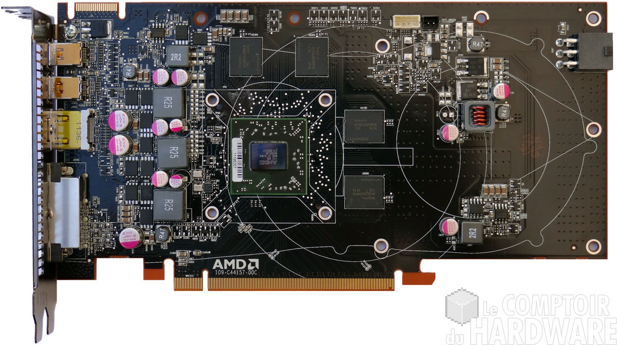 AMD HD 7770 : Carte nue