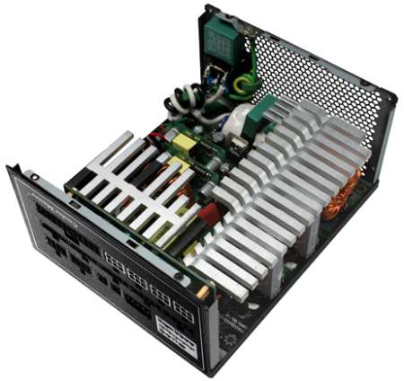 coolermaster_silentpro_hybrid_1300w_3.jpg