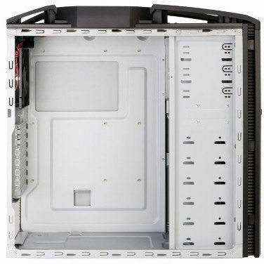 antec_600_interieur.jpg