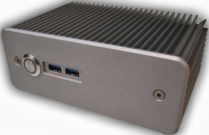 Boitier Impactics NUC Haswell avant [cliquer pour agrandir]