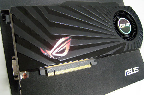 asus_hd5870_matrix_zol.jpg