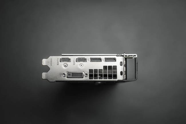 sapphire rx480 nitro connectiques