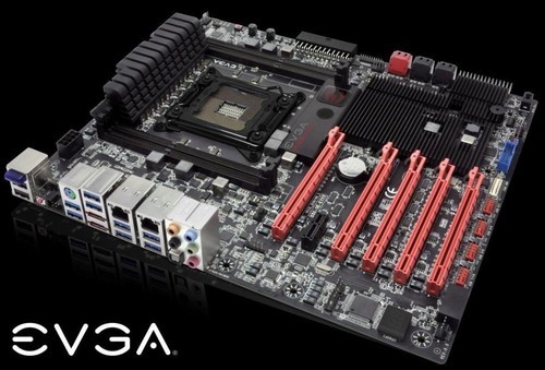 EVGA X79 FTW [cliquer pour agrandir]