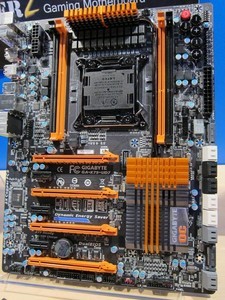 Gigabyte GA-X79-UD7 [cliquer pour agrandir]