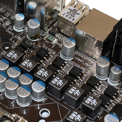 asrock_p55_alim_hs.jpg