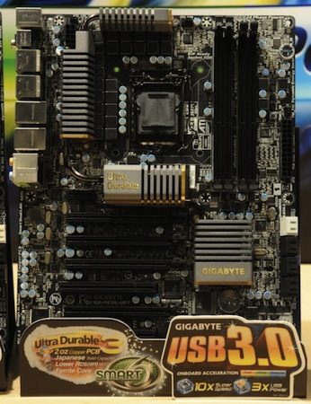 gigabyte_p67a_ud7_idf.jpg