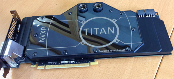 alphacool_nvxp_titan_top.jpg