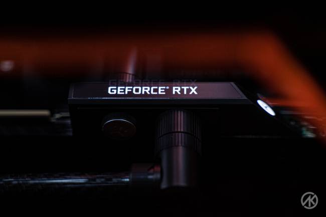 Le petit logo Nvidia qui fait plaisir... [cliquer pour agrandir]