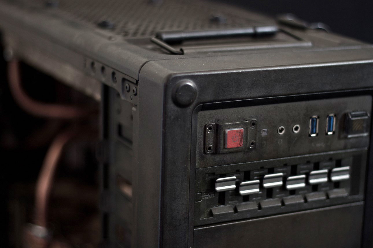 Modding • Keenan - Project Marshlands - Le comptoir du hardware