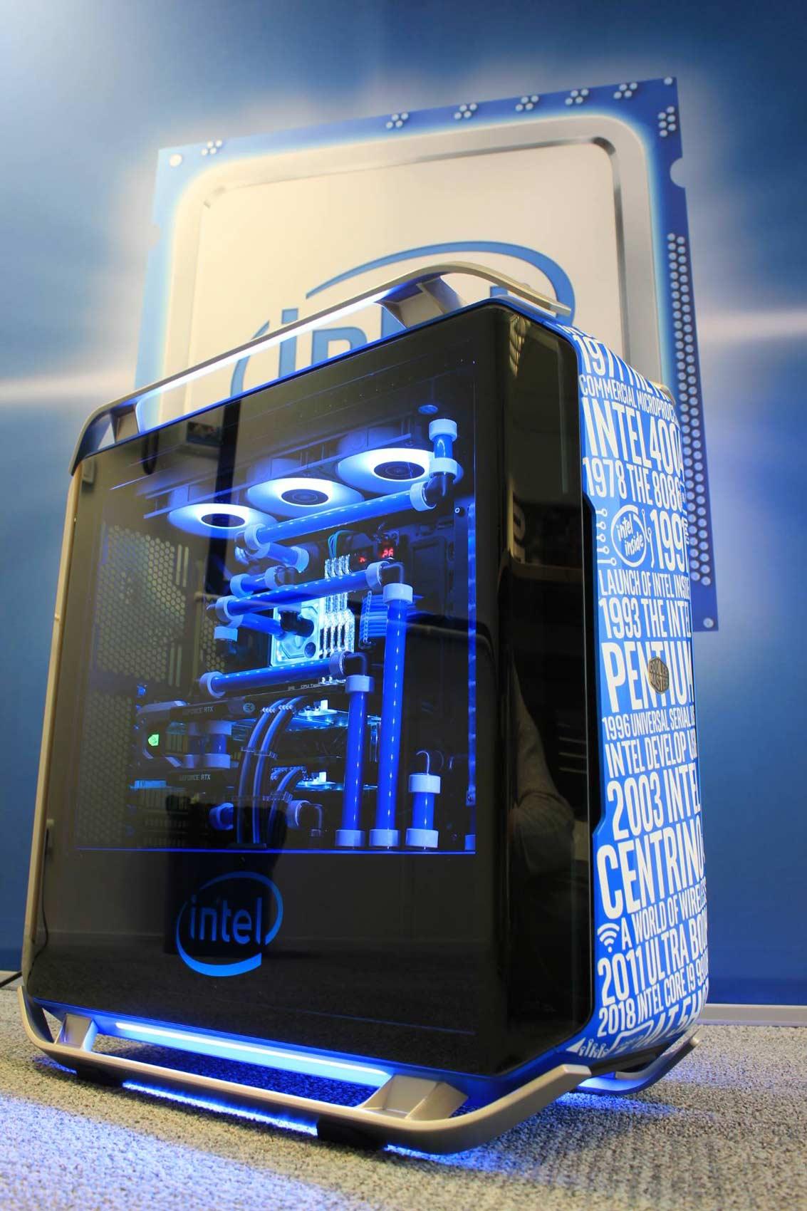 C'est bleu, c'est Intel !