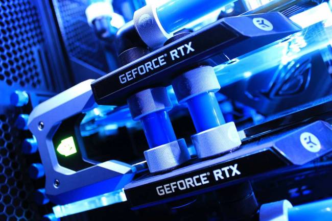 Le SLI de RTX 2080 Ti [cliquer pour agrandir]