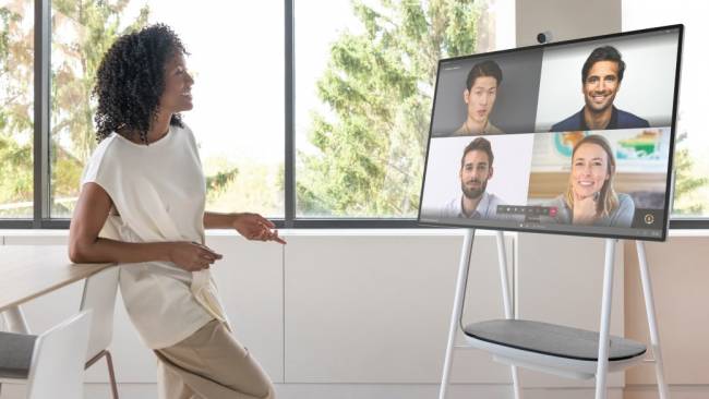 microsoft surface hub 2s presentation