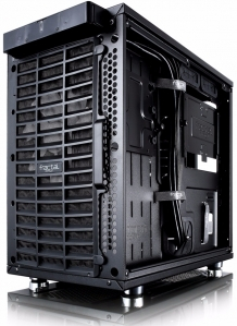 Fractal Design Define Nano S tout nu [cliquer pour agrandir]