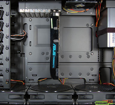 Silverstone Raven 2 montage carte graphique [cliquer pour agrandir]