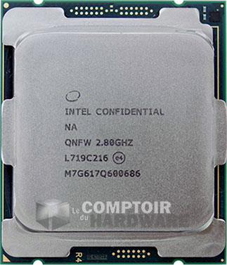 Core i9-7960X face avant