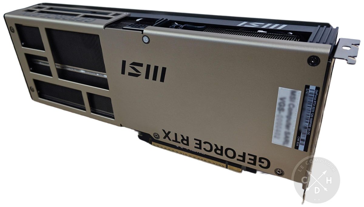 RTX 5070 12g inspire 3x oc / arriere [cliquer pour agrandir]