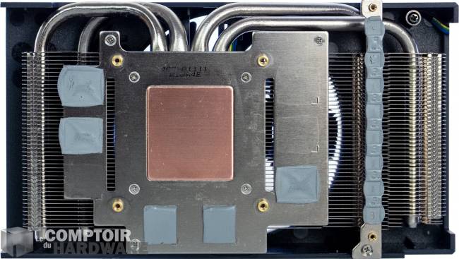 power color rx 5600 xt itx - zoom sur le radiateur [cliquer pour agrandir]