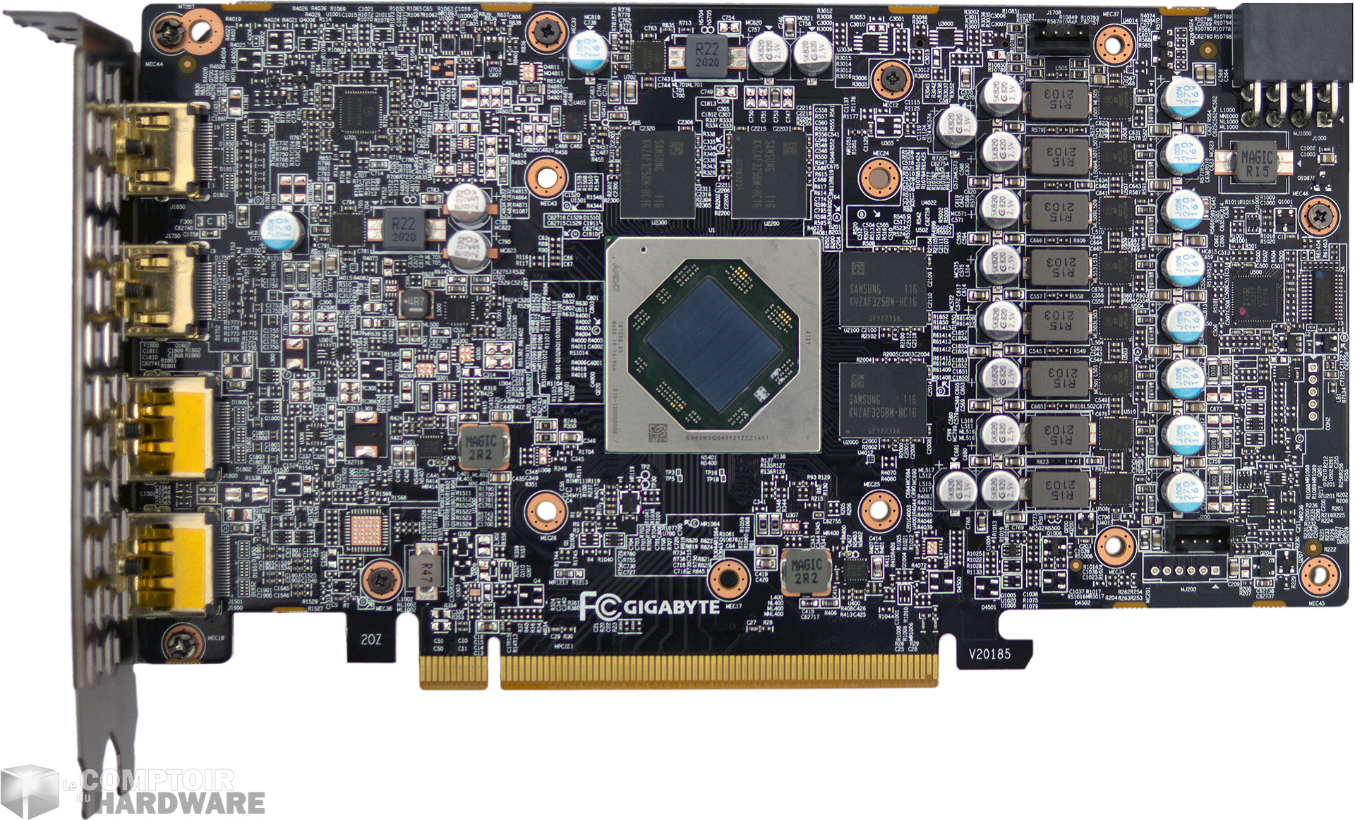 Le PCB de la Gigabyte RX 6600 XT Gaming OC Pro