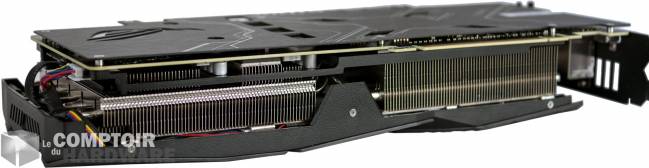 asus rog strix gaming rtx 2070 - vue de la tranche avec les couches de refroidissement [cliquer pour agrandir]