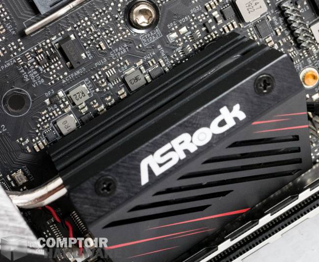 asrock phantom gaming itx - chipset x570 et son refroidissement [cliquer pour agrandir]