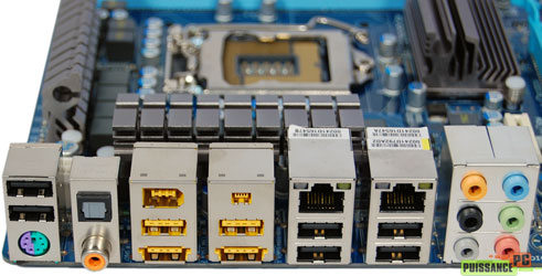Gigabyte P55-UD5 connectiques [cliquer pour agrandir]