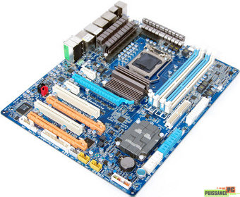 Gigabyte P55-UD5 vue globale 2 [cliquer pour agrandir]