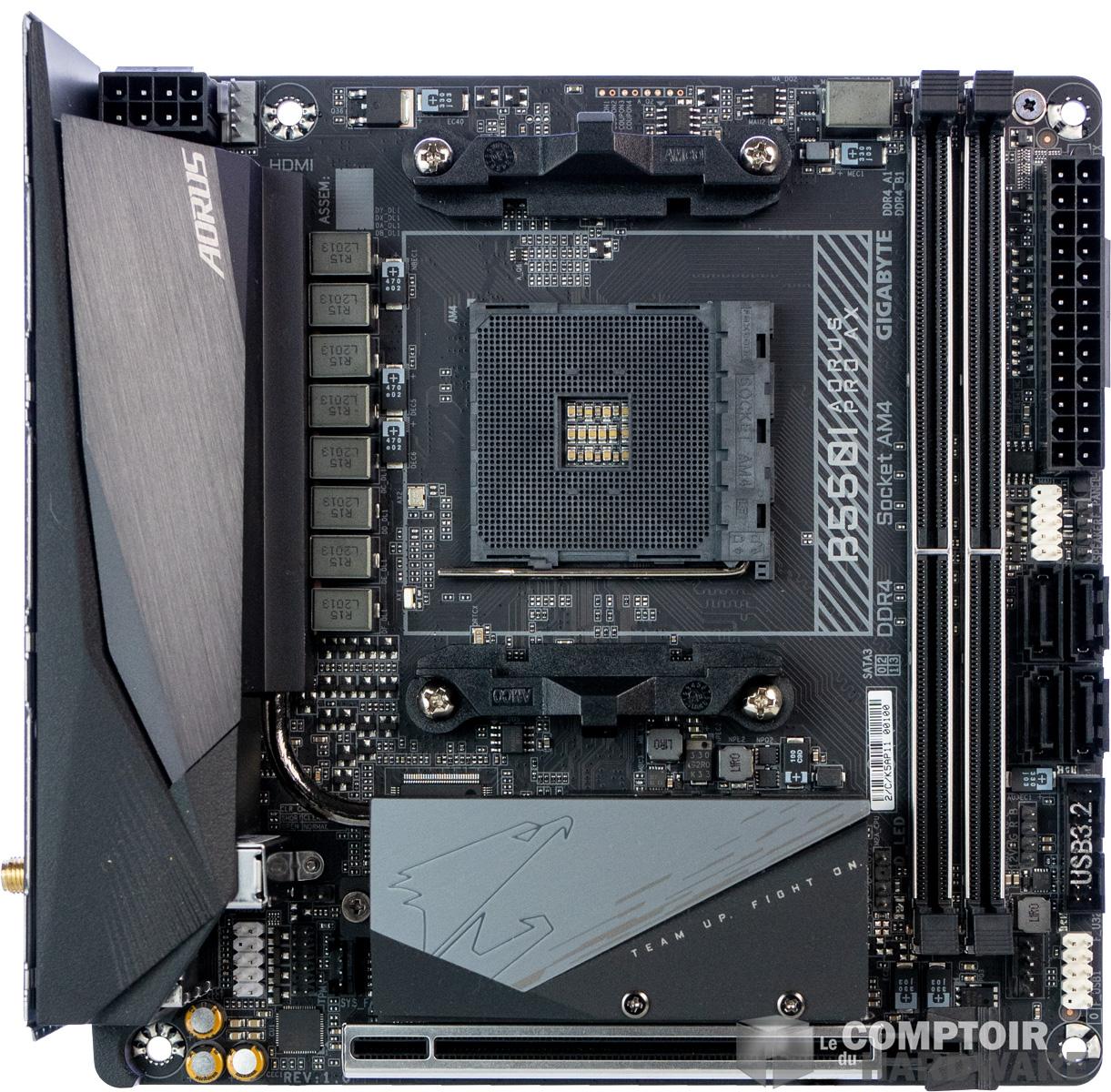 gigabyte aorus b550i pro ax - vue de face