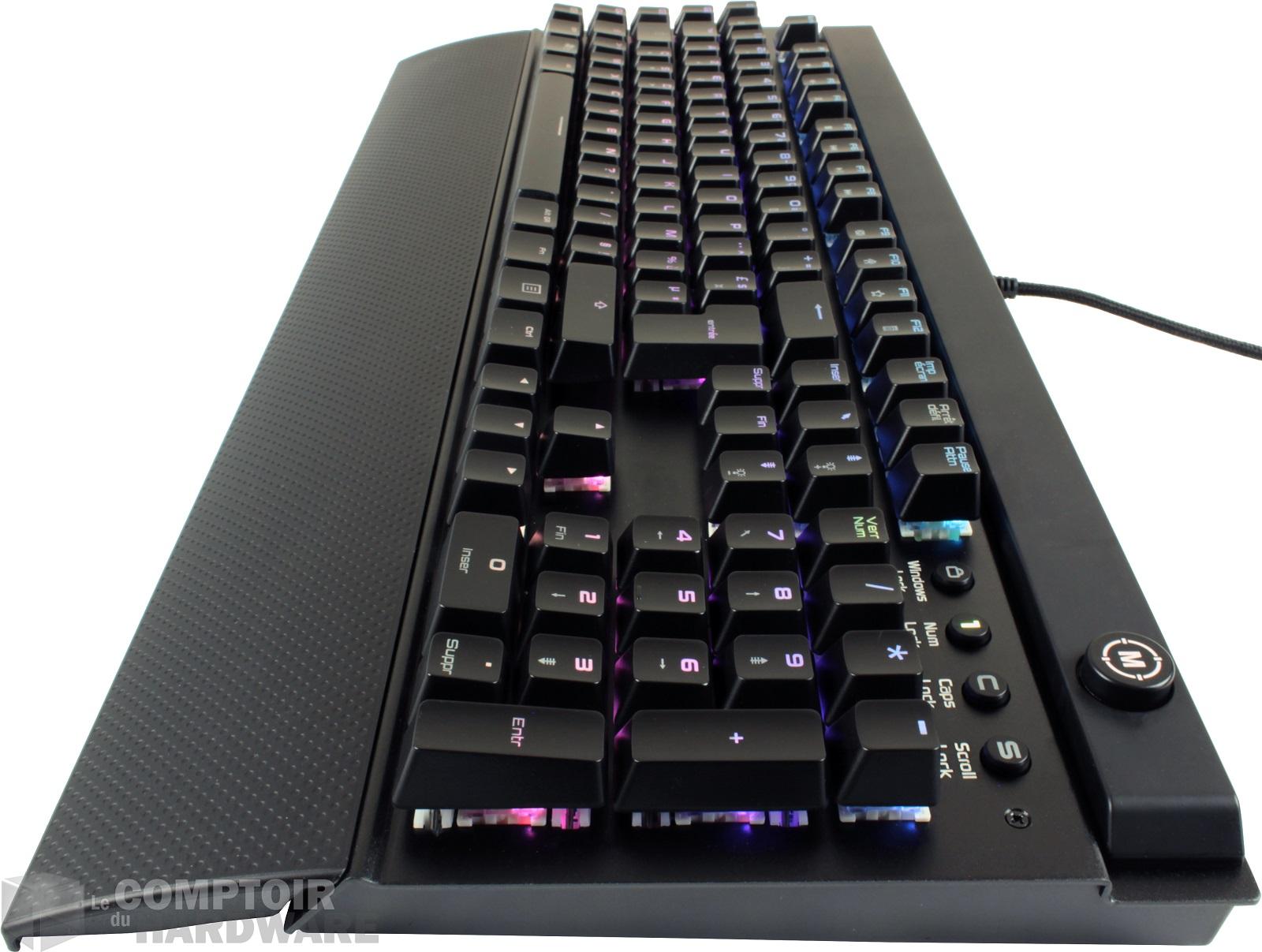 Nous avons essayé • Un clavier et une souris gaming  Basics - Le  comptoir du hardware