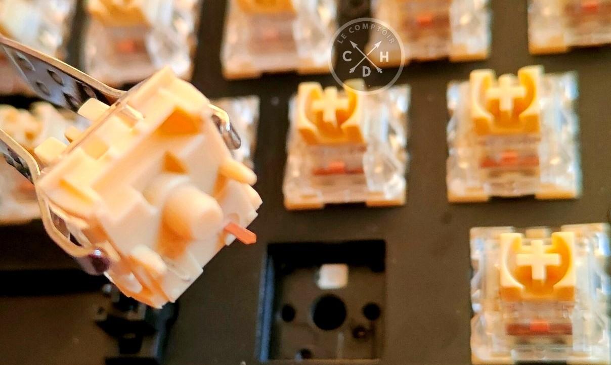 clavier msi strike pro wireless keycap 2 copie