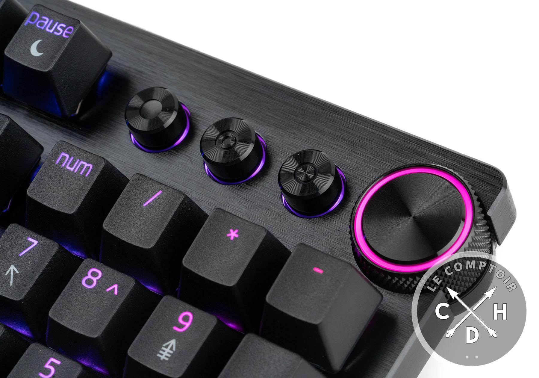 Razer Huntsman V3 Pro : molette de volume et 3 boutons multimédia