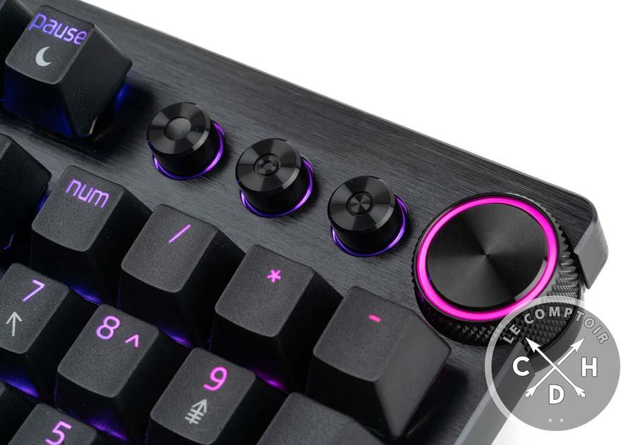 Razer Huntsman V3 Pro : molette de volume et 3 boutons multimédia [cliquer pour agrandir]